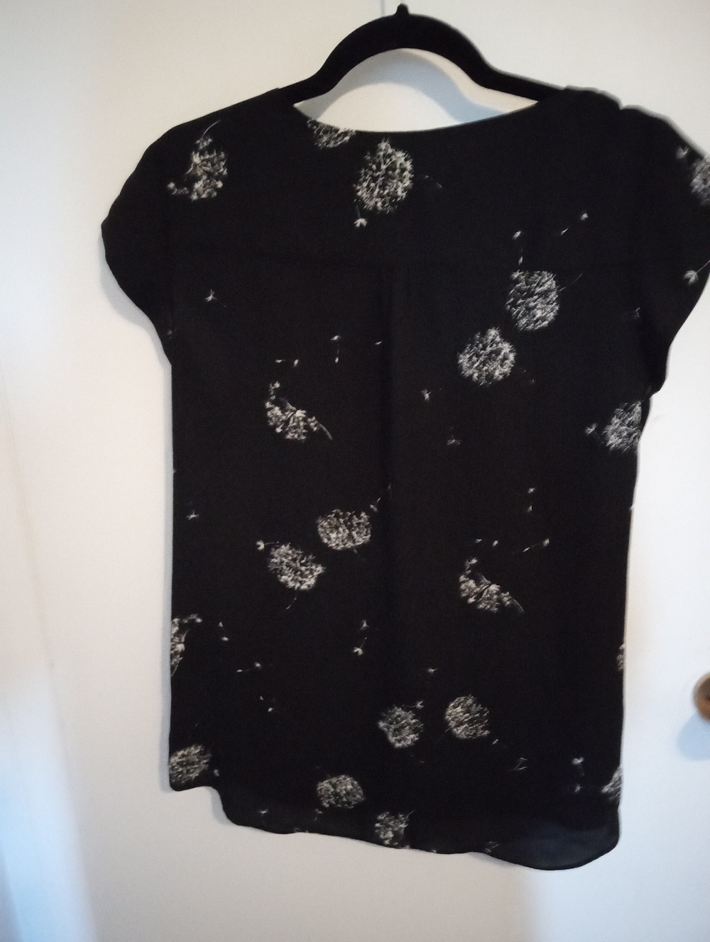 Relaxed Fit Dandelion Pattern Blouse Reitmans - Picture 3 of 6